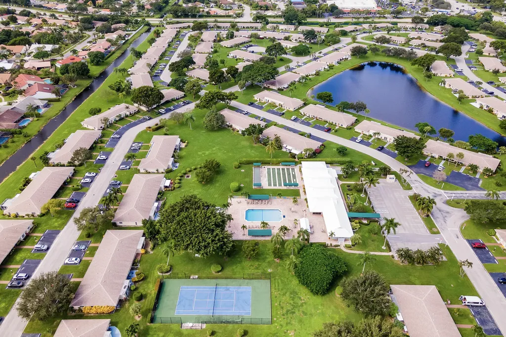 8932 Warwick Drive Boca Raton FL 33433