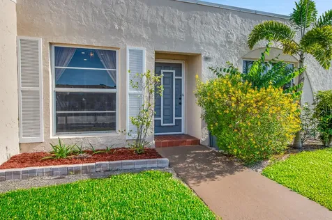 8932 Warwick Drive Boca Raton FL 33433