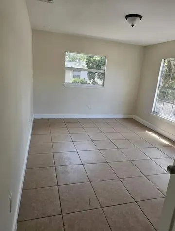 2013 SE Dock Street West Palm Beach FL 33401