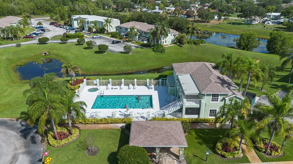 2127 SE Wild Meadow Circle Port St Lucie FL 34952