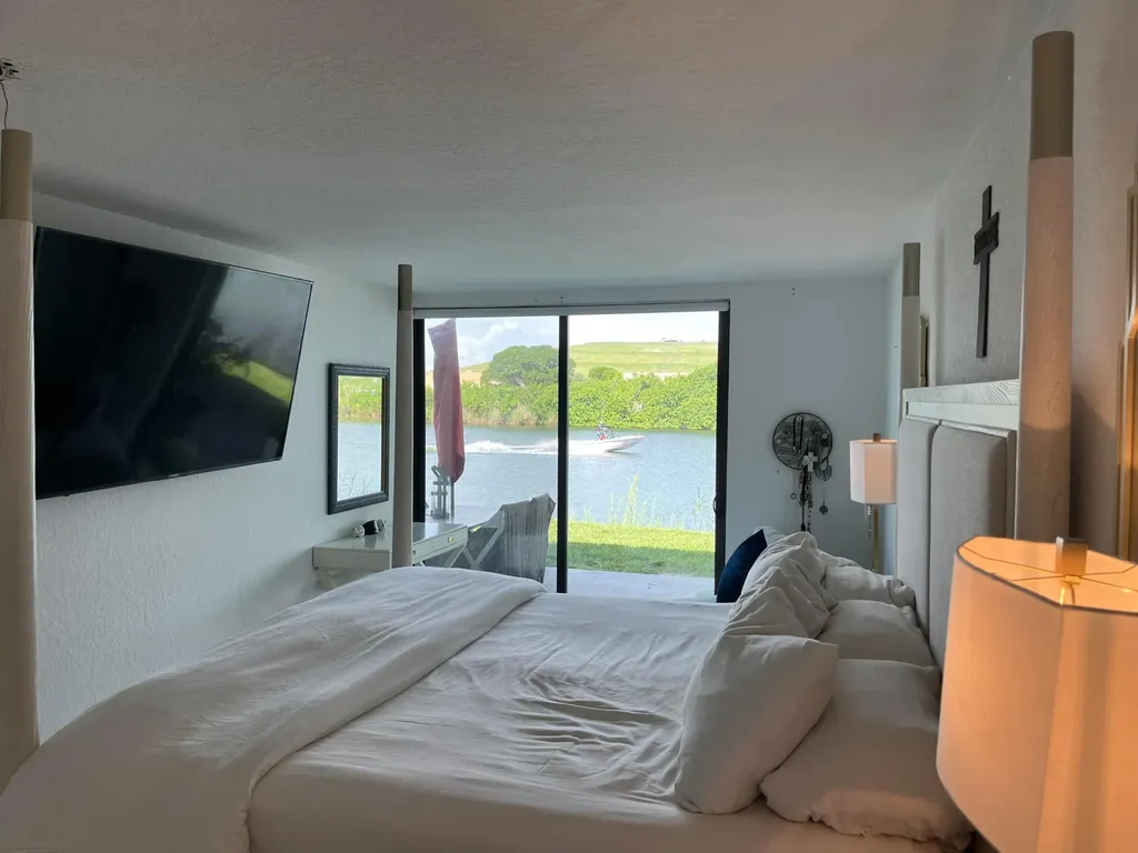 4491 Crystal Lake Drive Deerfield Beach FL 33064