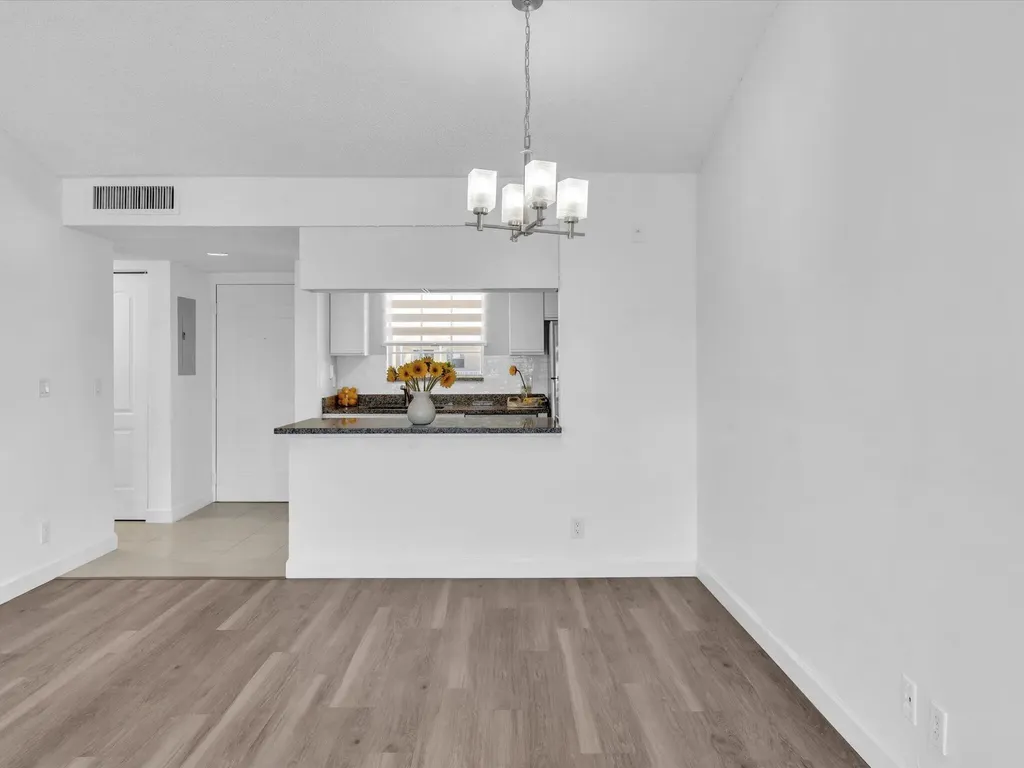 6284 La Costa Drive Boca Raton FL 33433