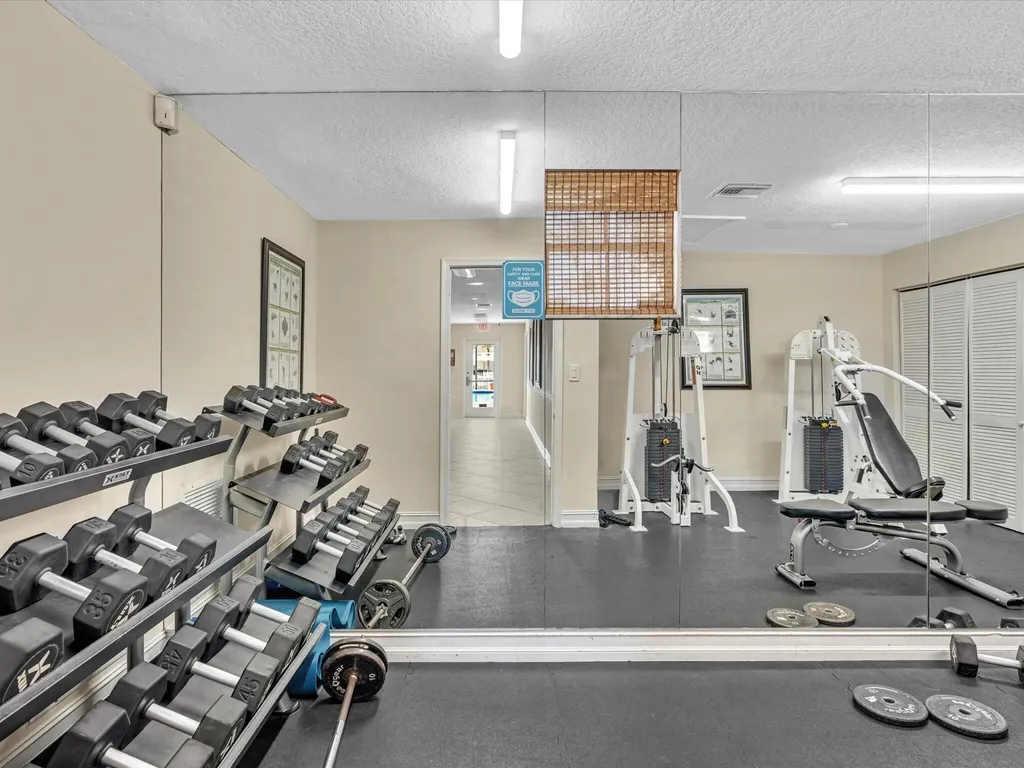 6284 La Costa Drive Boca Raton FL 33433