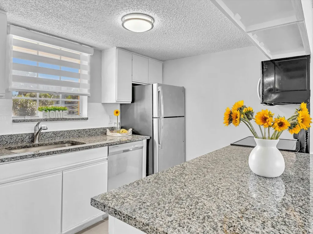 6284 La Costa Drive Boca Raton FL 33433