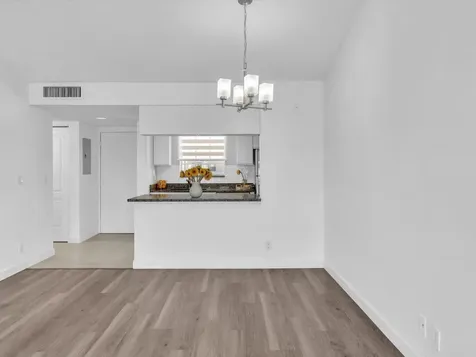 6284 La Costa Drive Boca Raton FL 33433
