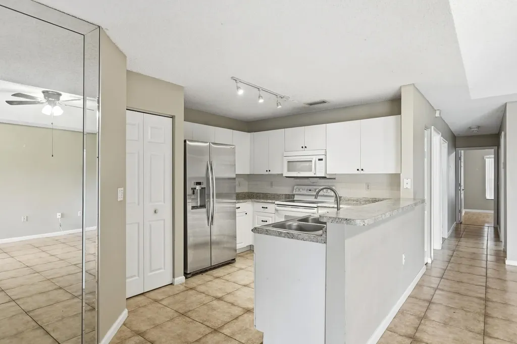 9312 NW 54th Street Sunrise FL 33351