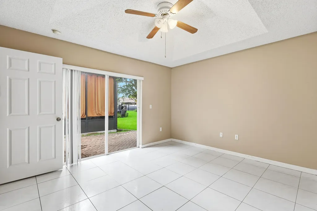 9312 NW 54th Street Sunrise FL 33351