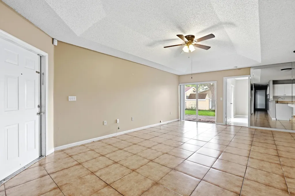 9312 NW 54th Street Sunrise FL 33351