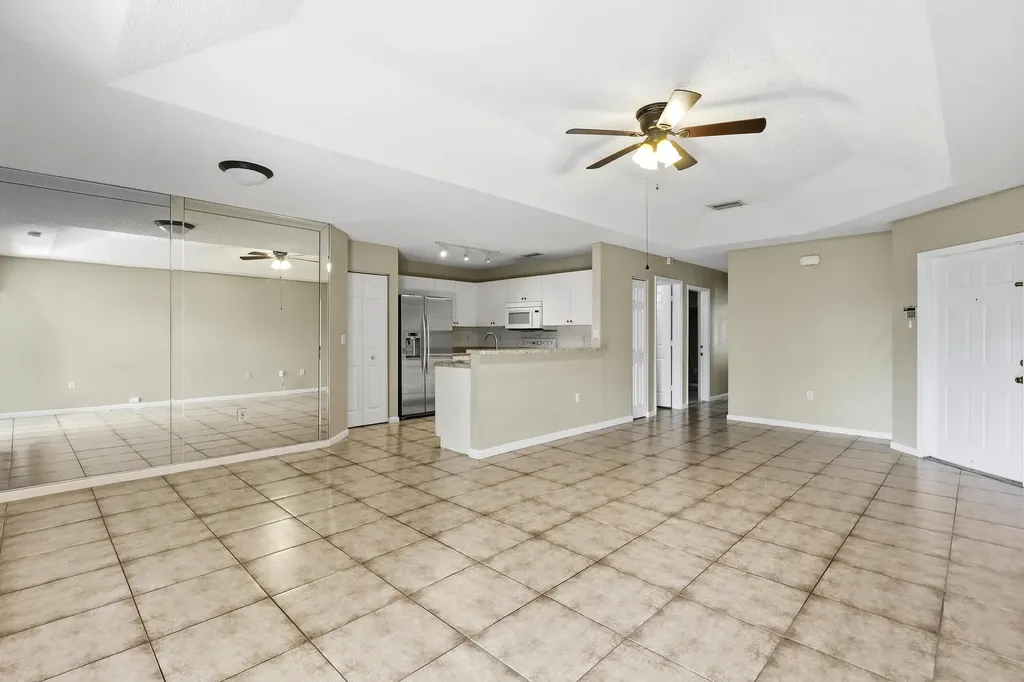 9312 NW 54th Street Sunrise FL 33351