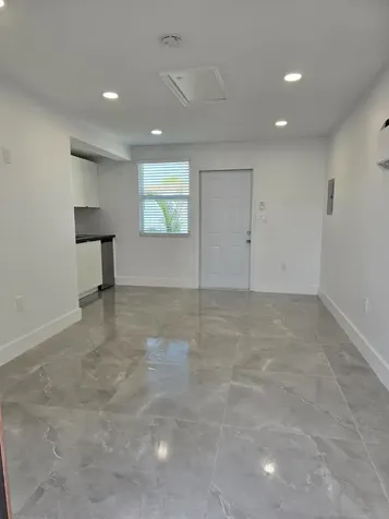 4648 SW 24th Avenue Dania Beach FL 33312