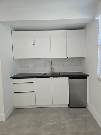 4648 SW 24th Avenue Dania Beach FL 33312