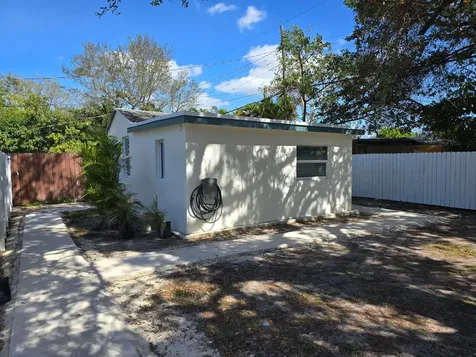 4648 SW 24th Avenue Dania Beach FL 33312