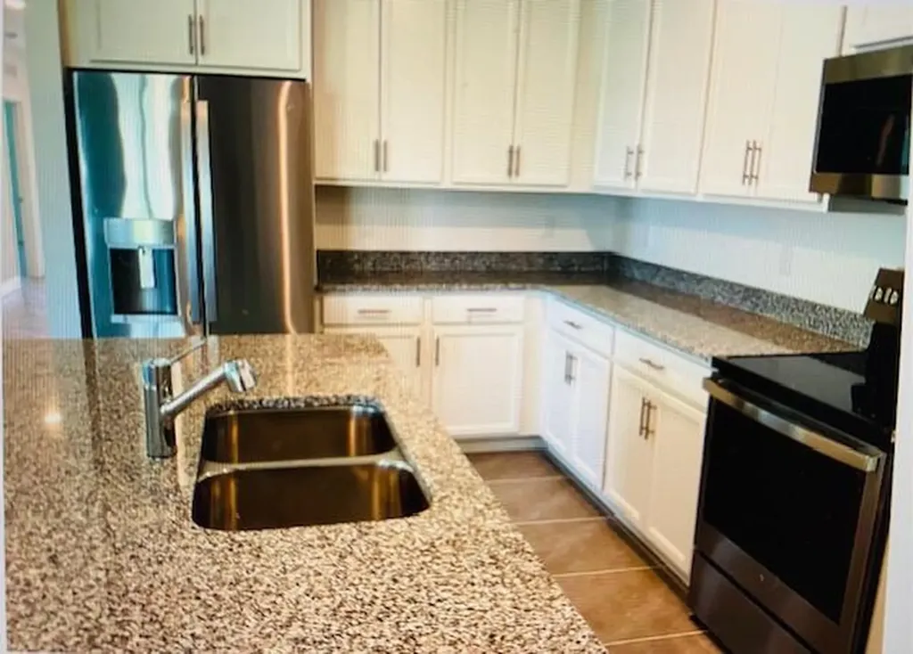 467 SW Jeanne Avenue Port St Lucie FL 34953