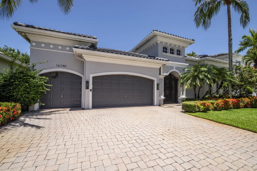 16340 Via Venetia E Delray Beach FL 33484