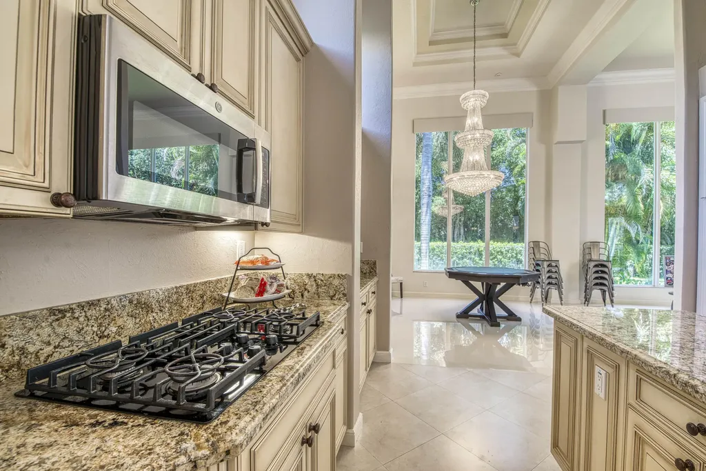 16340 Via Venetia E Delray Beach FL 33484
