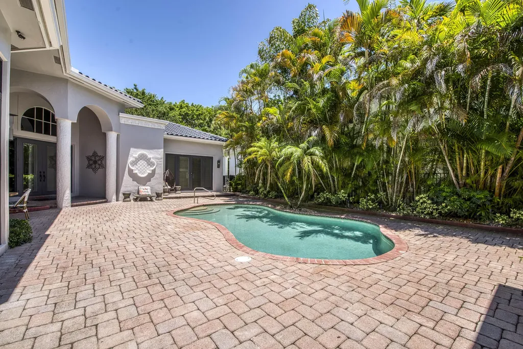16340 Via Venetia E Delray Beach FL 33484
