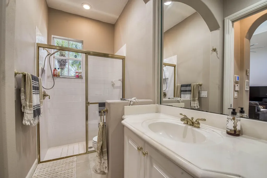 16340 Via Venetia E Delray Beach FL 33484