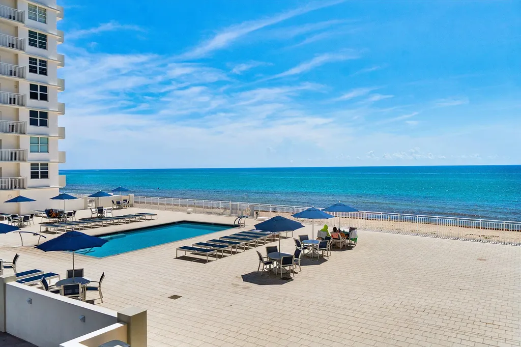 4511 S Ocean Boulevard Highland Beach FL 33487