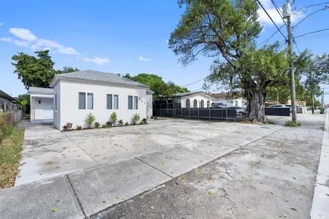 865 SE 12th Street Hialeah FL 33010