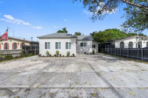 865 SE 12th Street Hialeah FL 33010