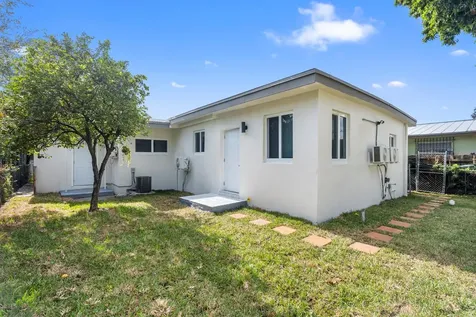 865 SE 12th Street Hialeah FL 33010