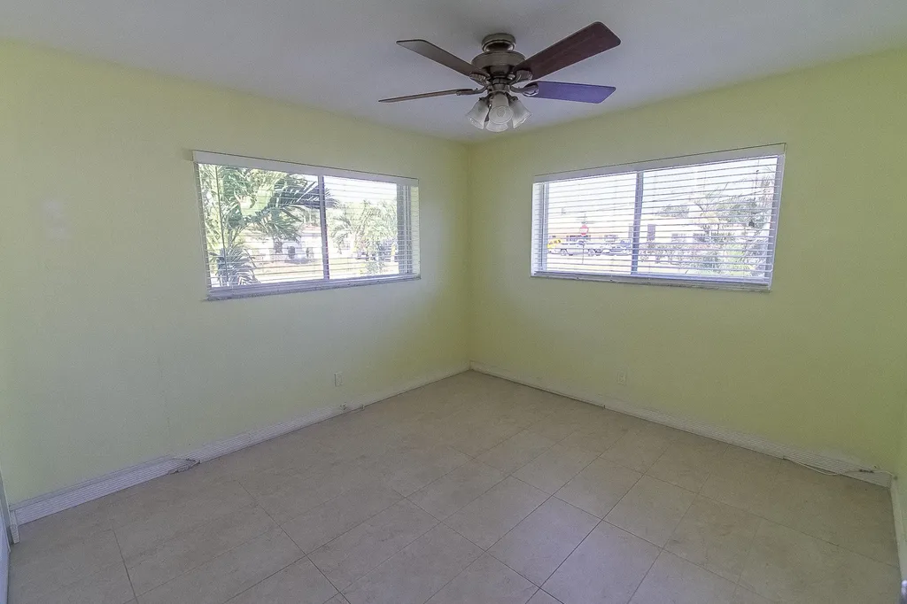 116 NW 8th Street Boca Raton FL 33432