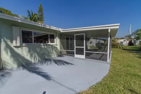116 NW 8th Street Boca Raton FL 33432