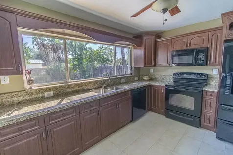 116 NW 8th Street Boca Raton FL 33432