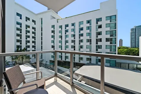 1611 SW 2nd Avenue Miami FL 33129