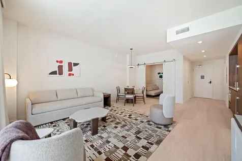 1611 SW 2nd Avenue Miami FL 33129