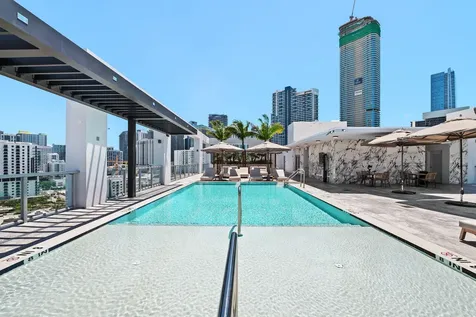 1611 SW 2nd Avenue Miami FL 33129