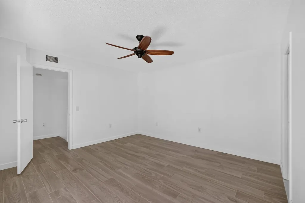 851 Blue Ridge Circle West Palm Beach FL 33409
