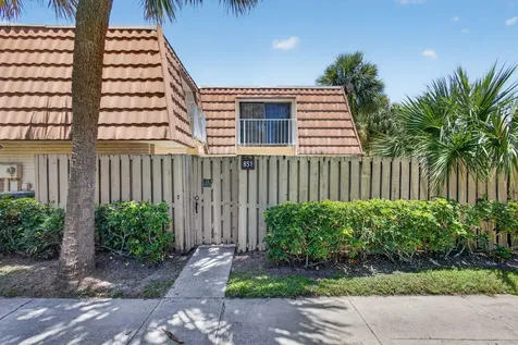 851 Blue Ridge Circle West Palm Beach FL 33409