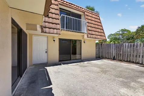 851 Blue Ridge Circle West Palm Beach FL 33409