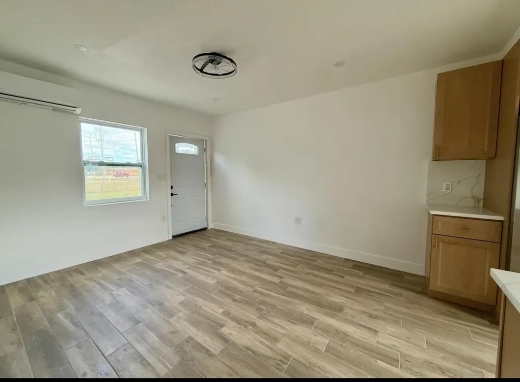 24 SW 10th Avenue Delray Beach FL 33444