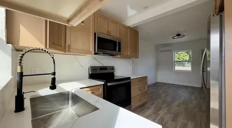24 SW 10th Avenue Delray Beach FL 33444