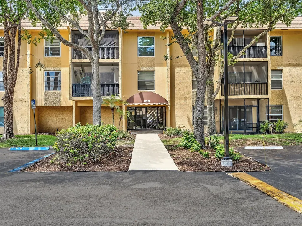 470 NW 20th Street Boca Raton FL 33431
