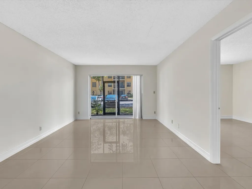 470 NW 20th Street Boca Raton FL 33431