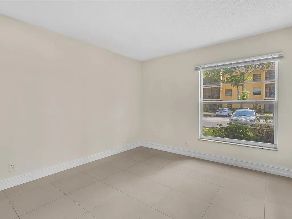 470 NW 20th Street Boca Raton FL 33431