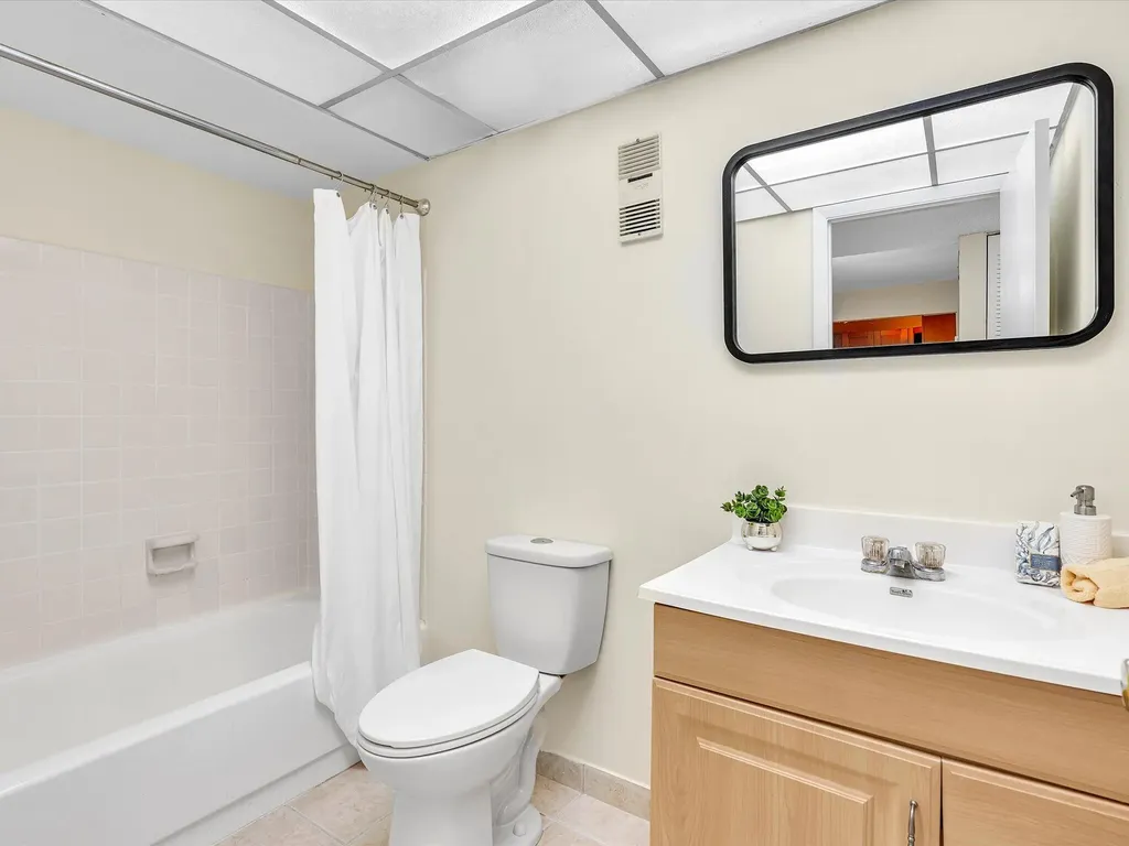 470 NW 20th Street Boca Raton FL 33431