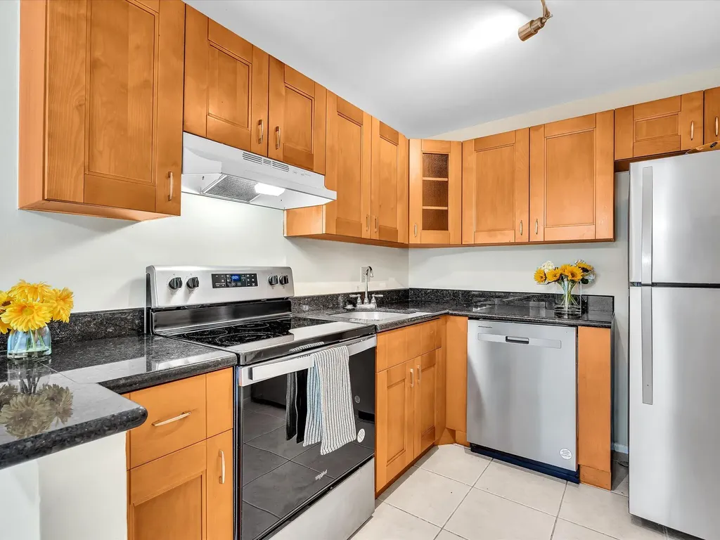 470 NW 20th Street Boca Raton FL 33431