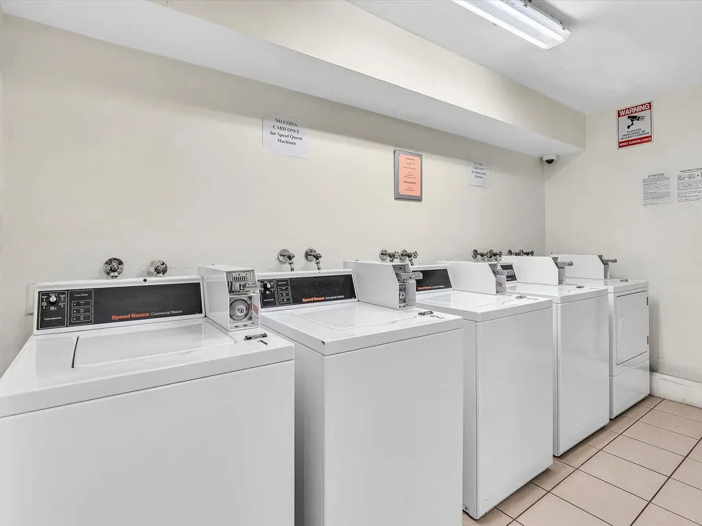 470 NW 20th Street Boca Raton FL 33431