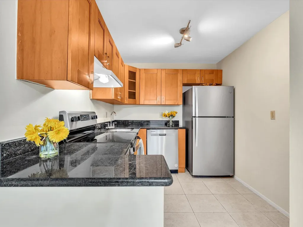 470 NW 20th Street Boca Raton FL 33431