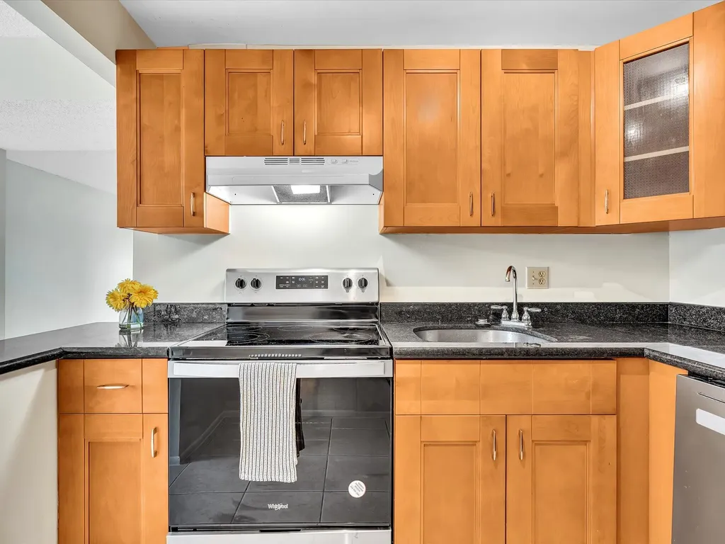 470 NW 20th Street Boca Raton FL 33431