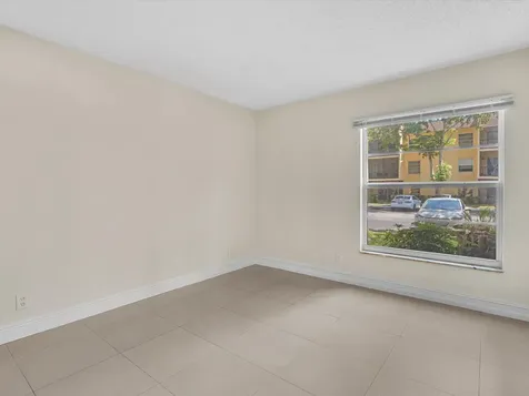 470 NW 20th Street Boca Raton FL 33431