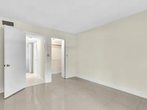 470 NW 20th Street Boca Raton FL 33431