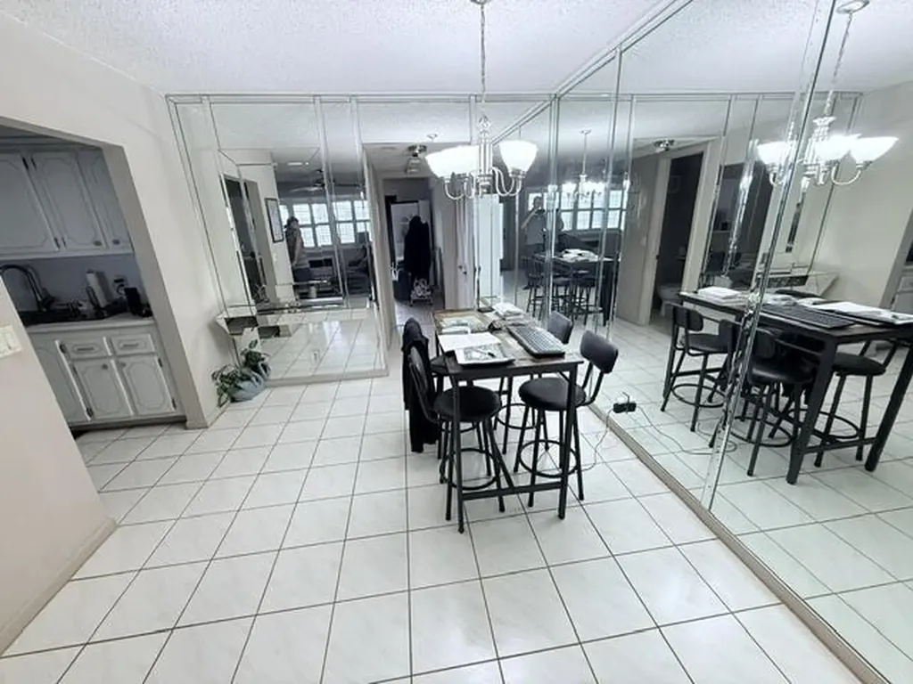 76 Markham D Deerfield Beach FL 33442