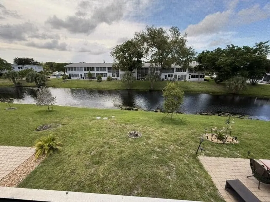 76 Markham D Deerfield Beach FL 33442