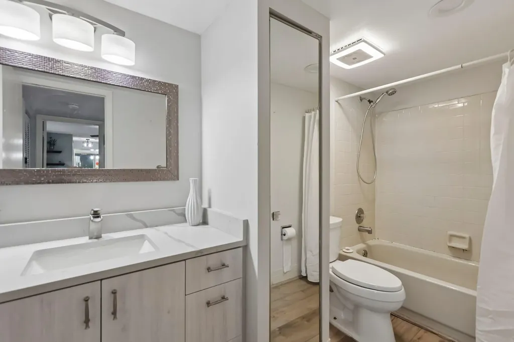 1176 SW 118th Terrace Davie FL 33325
