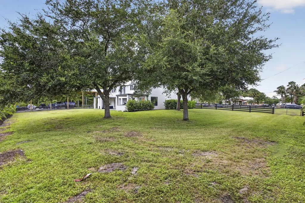 17394 Orange Boulevard The Acreage FL 33470